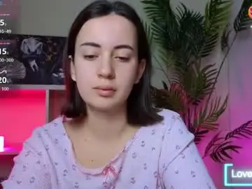 Sweetiekendl  live sex cam