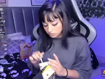 Xara_u  live sex cam