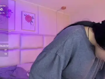 Xara_u  live sex cam