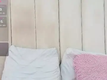 Zoeameliie  live sex cam