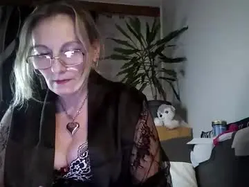 Czechblondmilf  live sex cam