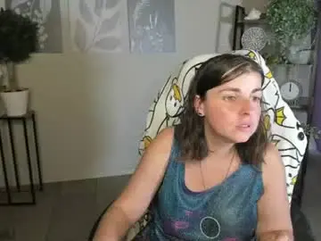 Elara_starfall  live sex cam