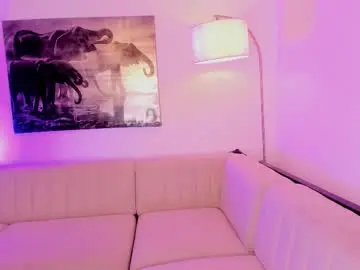 Emmy_heart7  live sex cam