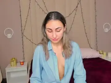 Fly_ari  live sex cam