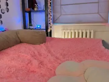 Ivorytrace  live sex cam