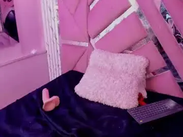Katy_bennet  live sex cam