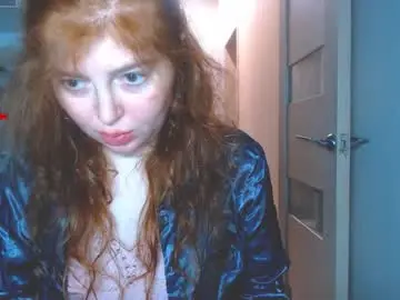 Kira_foxy_  live sex cam