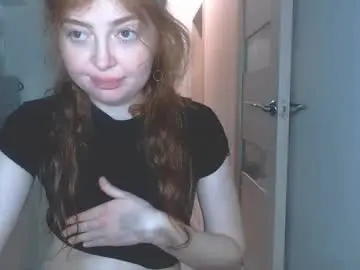 Kira_foxy_  live sex cam