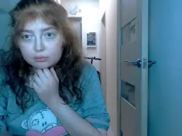 Kira_foxy_  live sex cam