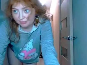 Kira_foxy_  live sex cam