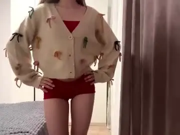 Kyragraise  live sex cam