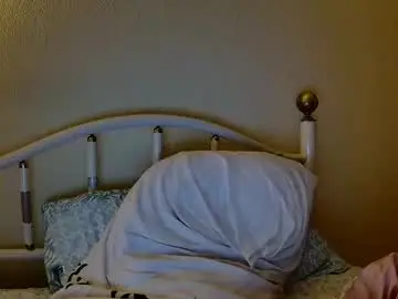 Lexisippin  live sex cam