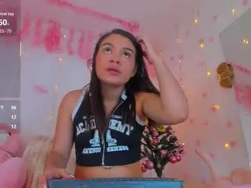 Lori_evans1  live sex cam