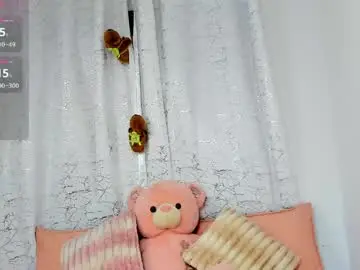 Lori_evans1  live sex cam