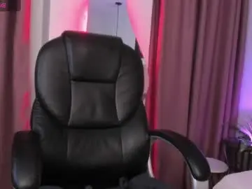 Mia__star1  live sex cam