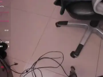 Mia__star1  live sex cam