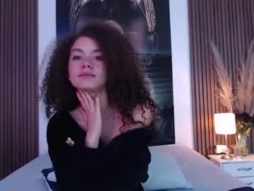 Miticabrennet  live sex cam