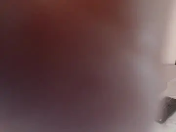 Miticabrennet  live sex cam