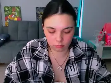 Queenofthesense  live sex cam