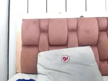 Arianna_pearl  live sex cam