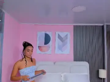 Clawdeen__wolf  live sex cam