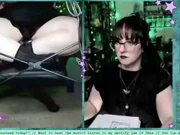 Ladymarzanna  live sex cam