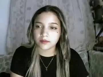 Lilly_ocean22  live sex cam