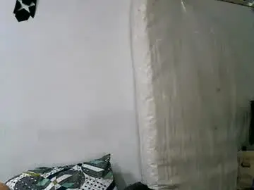 Lilly_ocean22  live sex cam