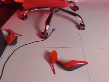 Mature_naughty_x  live sex cam