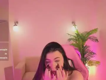 Miaevelyn  live sex cam