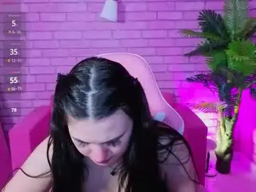 Miaevelyn  live sex cam