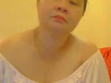 Prettynhing  live sex cam