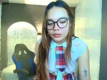 Tuty_r  live sex cam