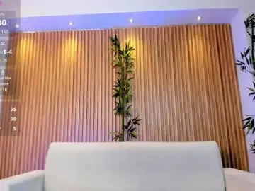 Venus_cooperr  live sex cam