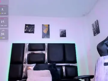 Venus_cooperr  live sex cam