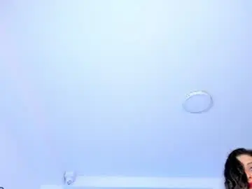 Venus_cooperr  live sex cam
