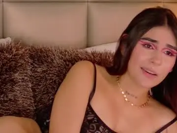 Violetblazee  live sex cam