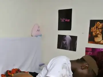 Zia_vier  live sex cam