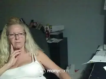 1xtrahornyone  live sex cam