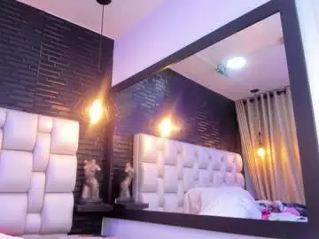 Afroditagreenn  live sex cam