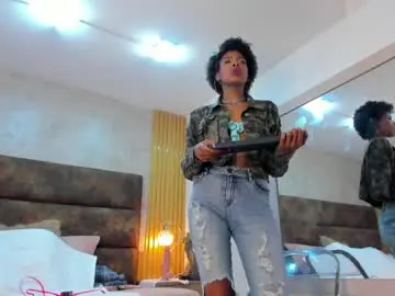 Afroditagreenn  live sex cam