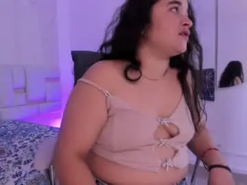 Aradia_kiss  live sex cam