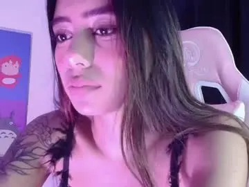 Dearcatalina  live sex cam