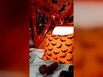 Deniselevi  live sex cam