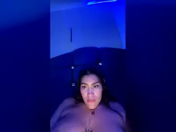 Esmeralda19120372  live sex cam