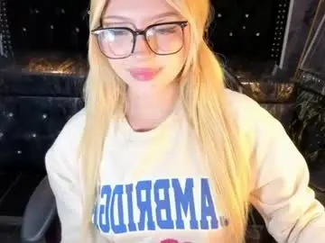 Kitty_fox_b  live sex cam