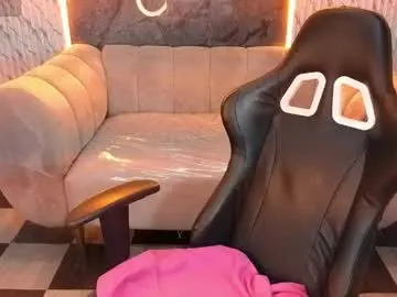 Kitty_fox_b  live sex cam