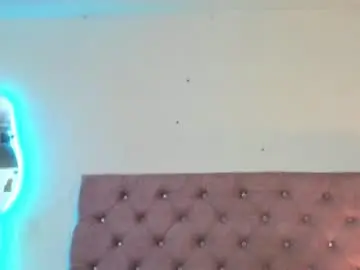 Laurenlaine99  live sex cam