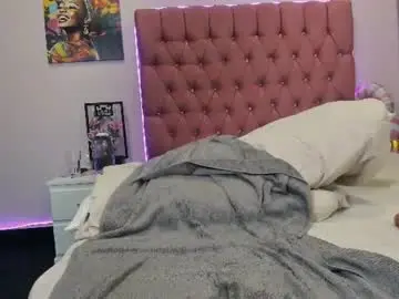 Mazeekiin  live sex cam