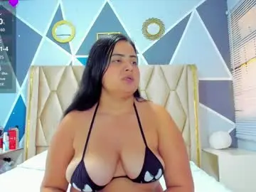 Naomi_fox69  live sex cam